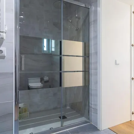 Holiday home Gil - Luxurious V5 W Pool By Lovelystay