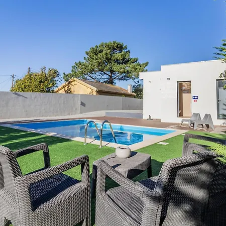 Gil - Luxurious V5 W Pool By Lovelystay Holiday home