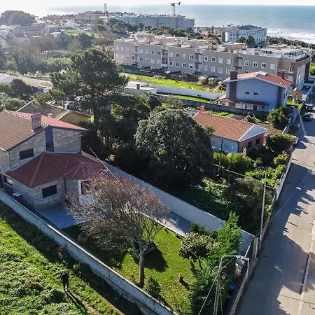 Gil - Luxurious V5 W Pool By Lovelystay