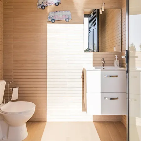 Vakantiehuis Gil - Luxurious V5 W Pool By Lovelystay