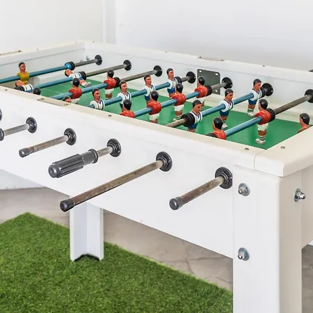 בית נופש Gil - Luxurious V5 W Pool By Lovelystay