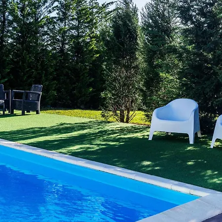 Gil - Luxurious V5 W Pool By Lovelystay *