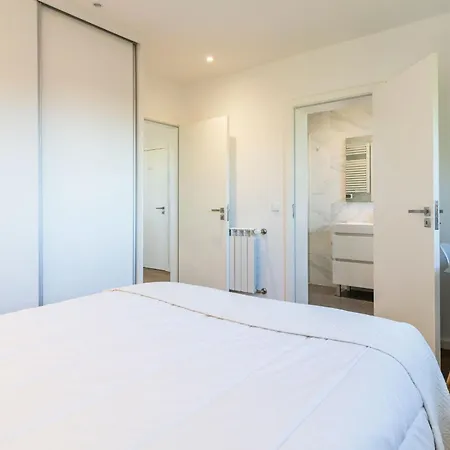 Gil - Luxurious V5 W Pool By Lovelystay Vakantiehuis Vila Nova de Gaia