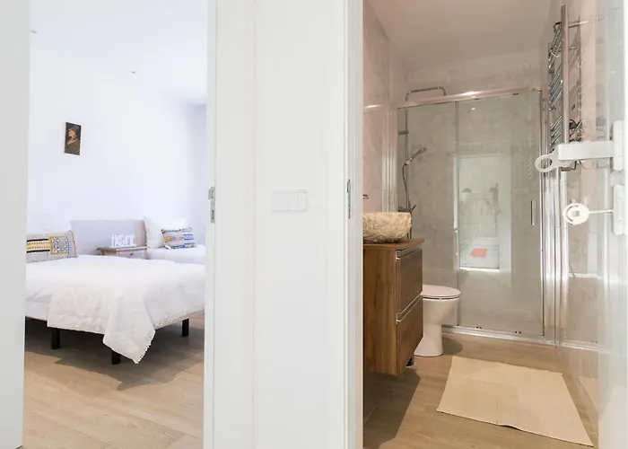 Gil - Luxurious V5 W Pool By Lovelystay *