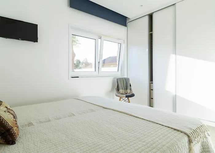 Gil - Luxurious V5 W Pool By Lovelystay *